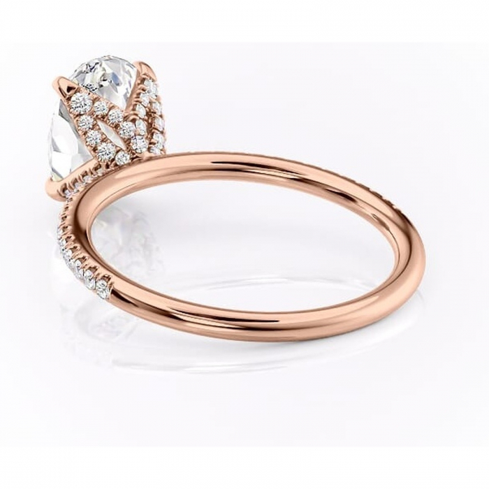 Inel de logodnă Cleo din aur Rose 14kt cu moissanite tăietură ovală – Montură pavé rafinată pentru profil înalt | Personalizează și configurează gratuit online [4]
