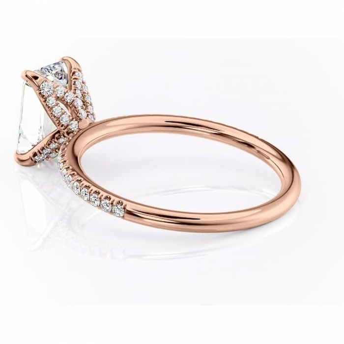 Inel de logodnă Cleo din aur Rose 14kt cu moissanite tăietură smarald – Montură pavé rafinată pentru profil înalt | Personalizează și configurează gratuit online [5]