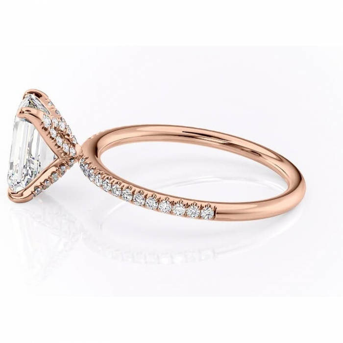 Inel de logodnă Cleo din aur Rose 14kt cu moissanite tăietură smarald – Montură pavé rafinată pentru profil înalt | Personalizează și configurează gratuit online [6]