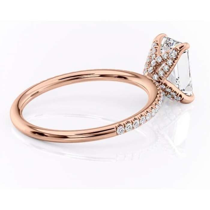 Inel de logodnă Cleo din aur Rose 14kt cu moissanite tăietură smarald – Montură pavé rafinată pentru profil înalt | Personalizează și configurează gratuit online [3]