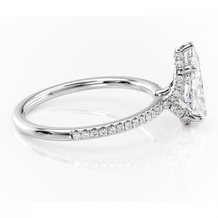 Inel de logodnă Coraline din aur Alb 14kt cu moissanite tăietură pară – Montură pavé rafinată pentru profil înalt | Personalizează și configurează gratuit online [2]