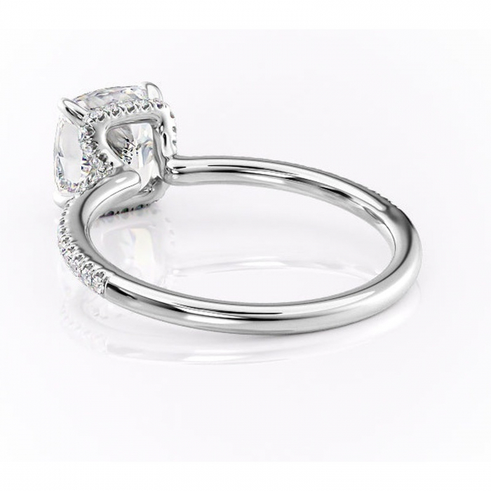 Inel de logodnă Coraline din aur Alb 14kt cu moissanite tăietură pernă – Montură pavé rafinată pentru profil înalt | Personalizează și configurează gratuit online [4]