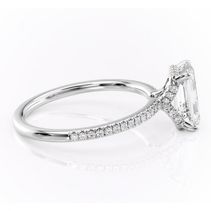 Inel de logodnă Coraline din aur Alb 14kt cu moissanite tăietură smarald – Montură pavé rafinată pentru profil înalt | Personalizează și configurează gratuit online [2]