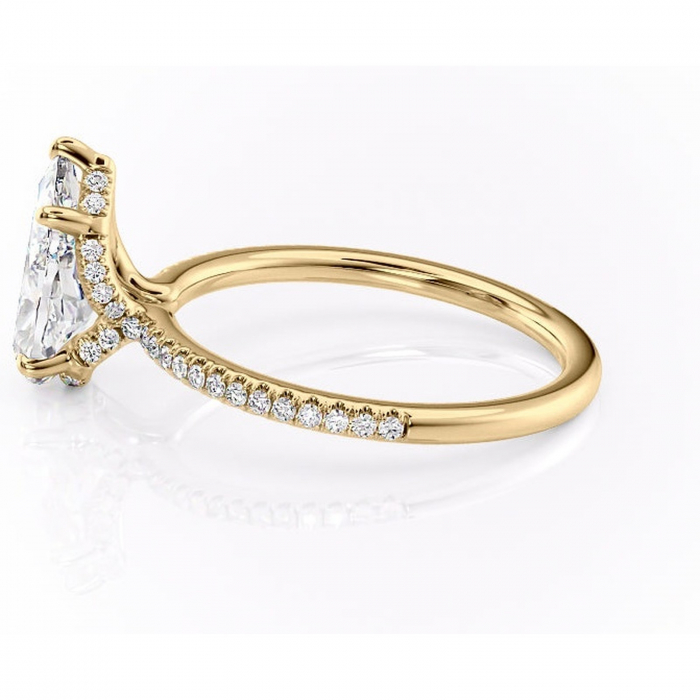 Inel de logodnă Coraline din aur Galben 18kt cu moissanite tăietură pară – Montură pavé rafinată pentru profil înalt | Personalizează și configurează gratuit online [6]