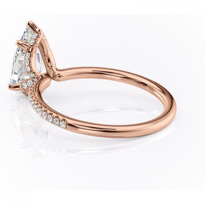 Inel de logodnă Coraline din aur Rose 14kt cu moissanite tăietură pară – Montură pavé rafinată pentru profil înalt | Personalizează și configurează gratuit online [5]
