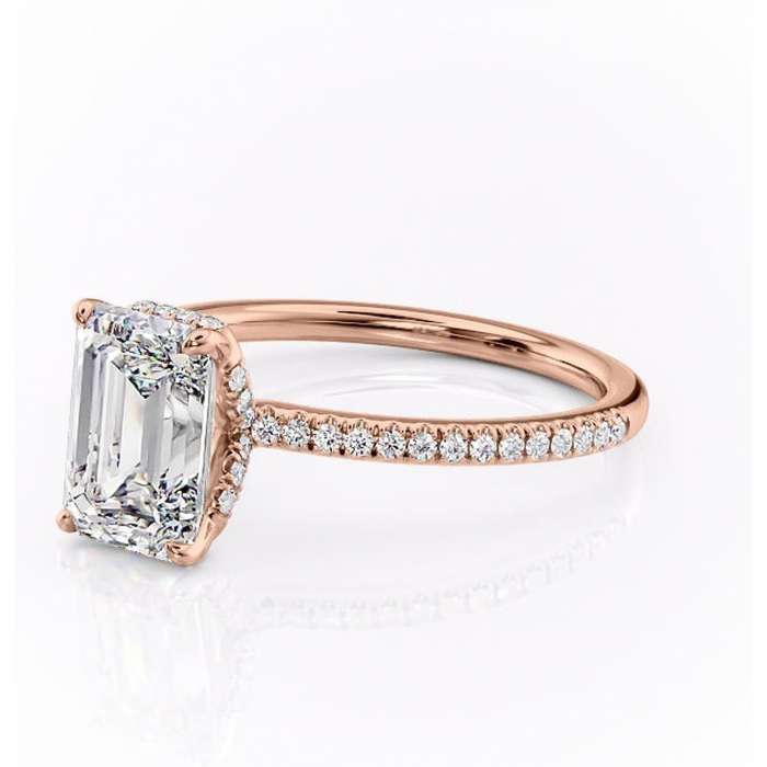 Inel de logodnă Coraline din aur Rose 14kt cu moissanite tăietură smarald – Montură pavé rafinată pentru profil înalt | Personalizează și configurează gratuit online [7]