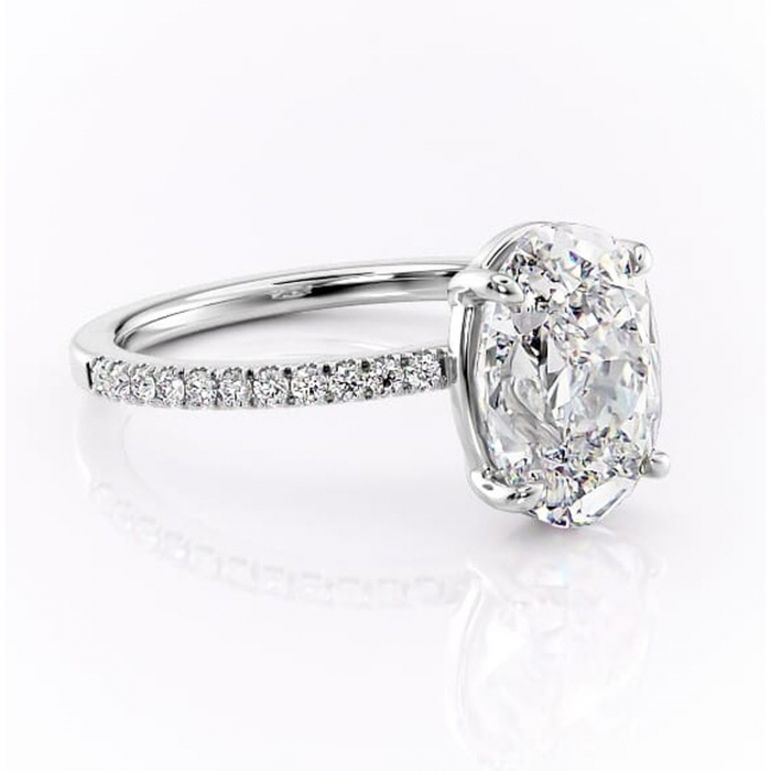 Inel de logodnă Cordelia din aur Alb 14kt cu moissanite tăietură ovală – Profil pătrat rafinată pentru profil înalt | Personalizează și configurează gratuit online [1]