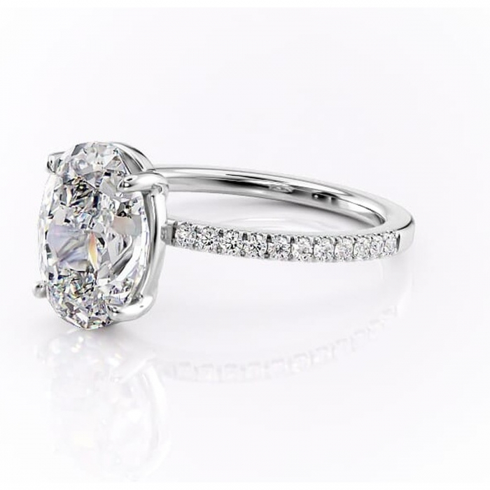 Inel de logodnă Cordelia din aur Alb 14kt cu moissanite tăietură ovală – Profil pătrat rafinată pentru profil înalt | Personalizează și configurează gratuit online [7]