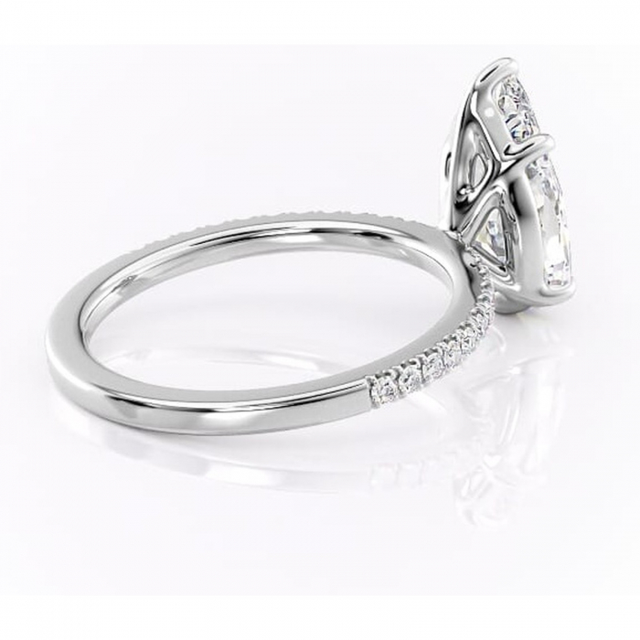 Inel de logodnă Cordelia din aur Alb 14kt cu moissanite tăietură pară – Profil pătrat rafinată pentru profil înalt | Personalizează și configurează gratuit online [3]