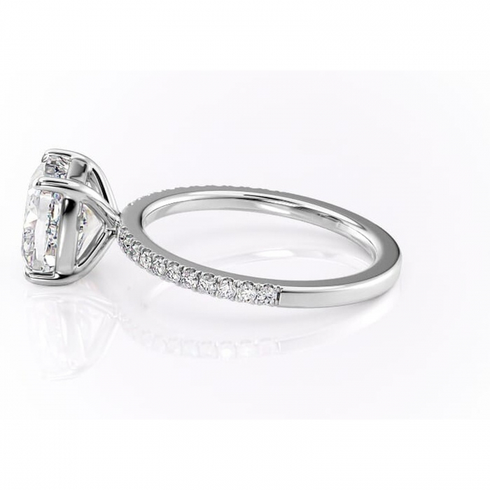 Inel de logodnă Cordelia din aur Alb 14kt cu moissanite tăietură pernă – Profil pătrat rafinată pentru profil înalt | Personalizează și configurează gratuit online [6]