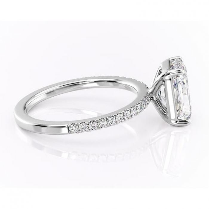 Inel de logodnă Cordelia din aur Alb 14kt cu moissanite tăietură radiantă – Profil pătrat rafinată pentru profil înalt | Personalizează și configurează gratuit online [2]