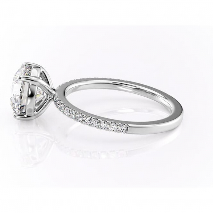 Inel de logodnă Cordelia din aur Alb 14kt cu moissanite tăietură rotundă – Profil pătrat rafinată pentru profil înalt | Personalizează și configurează gratuit online [6]