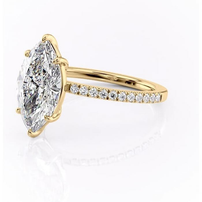 Inel de logodnă Cordelia din aur Galben 14kt cu moissanite tăietură marquise – Profil pătrat rafinată pentru profil înalt | Personalizează și configurează gratuit online [7]