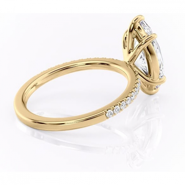 Inel de logodnă Cordelia din aur Galben 14kt cu moissanite tăietură marquise – Profil pătrat rafinată pentru profil înalt | Personalizează și configurează gratuit online [3]