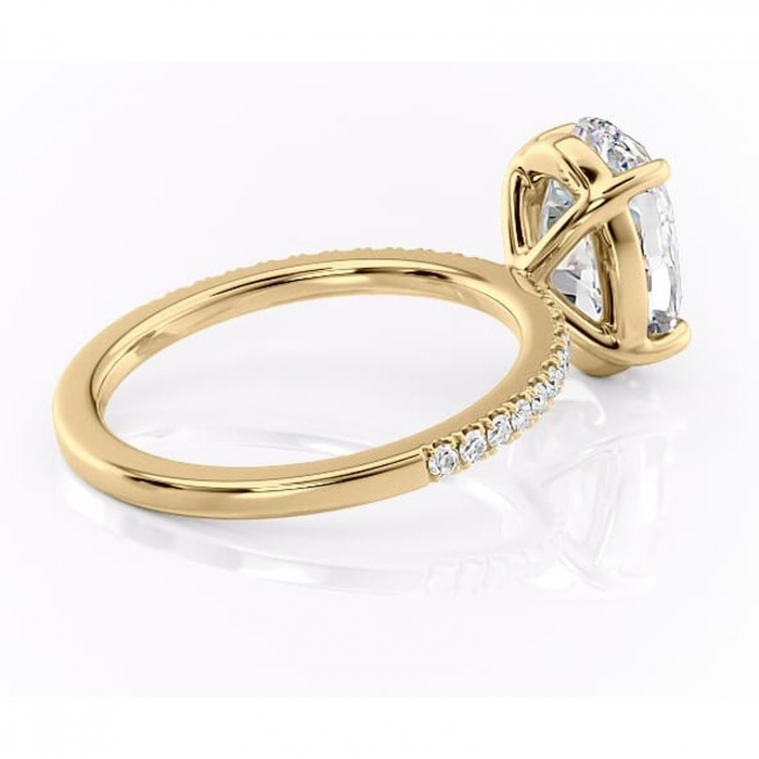 Inel de logodnă Cordelia din aur Galben 14kt cu moissanite tăietură ovală – Profil pătrat rafinată pentru profil înalt | Personalizează și configurează gratuit online [3]