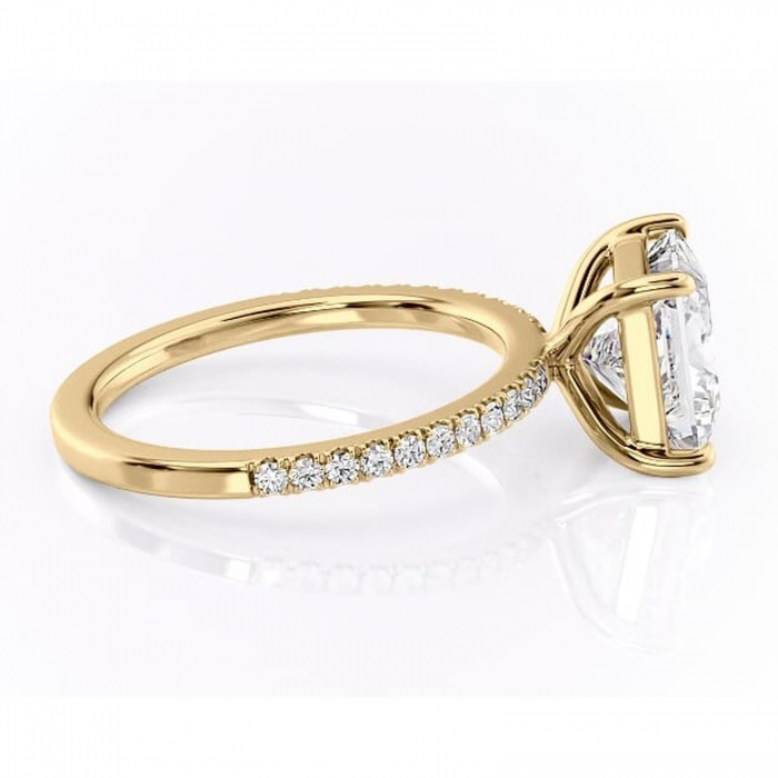 Inel de logodnă Cordelia din aur Galben 18kt cu moissanite tăietură princess – Profil pătrat rafinată pentru profil înalt | Personalizează și configurează gratuit online [2]