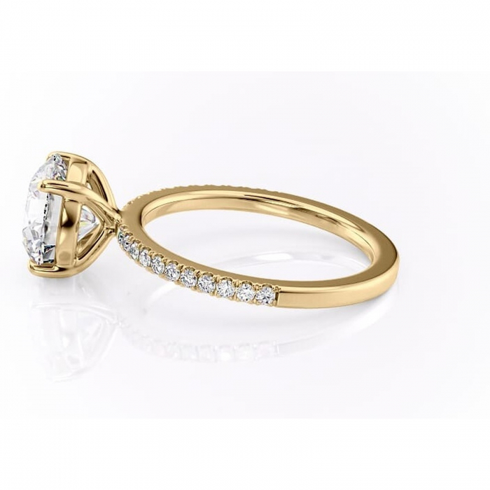 Inel de logodnă Cordelia din aur Galben 14kt cu moissanite tăietură rotundă – Profil pătrat rafinată pentru profil înalt | Personalizează și configurează gratuit online [6]