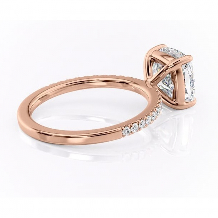 Inel de logodnă Cordelia din aur Rose 14kt cu moissanite tăietură pernă – Profil pătrat rafinată pentru profil înalt | Personalizează și configurează gratuit online [3]