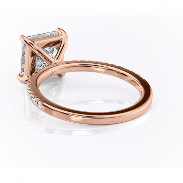 Inel de logodnă Cordelia din aur Rose 18kt cu moissanite tăietură princess – Profil pătrat rafinată pentru profil înalt | Personalizează și configurează gratuit online [4]