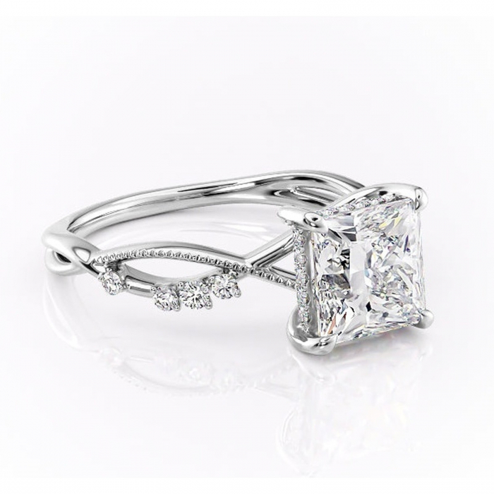 Inel de logodnă Crystal din aur Alb 14kt cu moissanite tăietură princess – Pietre laterale rafinată pentru profil mediu | Personalizează și configurează gratuit online [1]