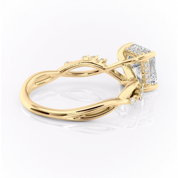 Inel de logodnă Crystal din aur Galben 18kt cu moissanite tăietură asscher – Pietre laterale rafinată pentru profil mediu | Personalizează și configurează gratuit online [3]