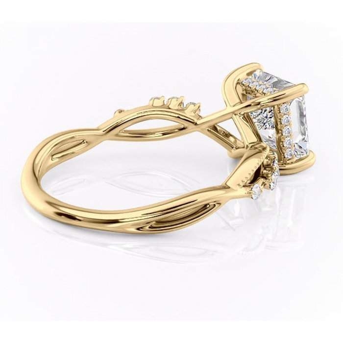 Inel de logodnă Crystal din aur Galben 14kt cu moissanite tăietură princess – Pietre laterale rafinată pentru profil mediu | Personalizează și configurează gratuit online [3]