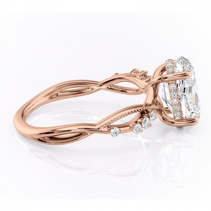 Inel de logodnă Crystal din aur Rose 14kt cu moissanite tăietură ovală – Pietre laterale rafinată pentru profil mediu | Personalizează și configurează gratuit online [2]