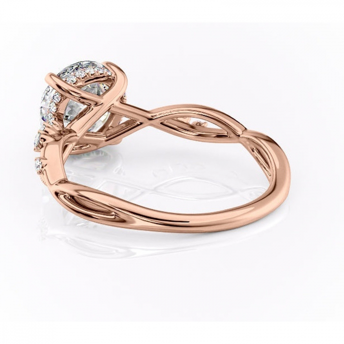 Inel de logodnă Crystal din aur Rose 14kt cu moissanite tăietură rotundă – Pietre laterale rafinată pentru profil mediu | Personalizează și configurează gratuit online [4]