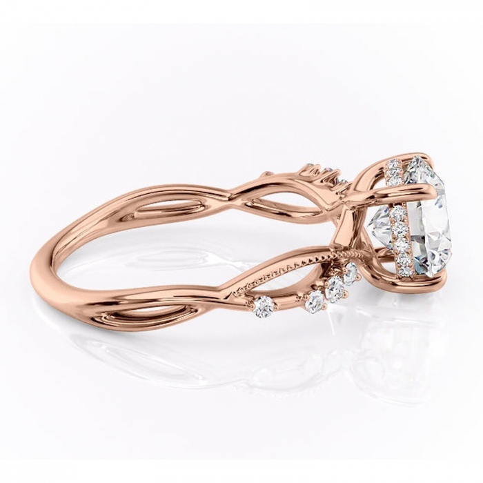 Inel de logodnă Crystal din aur Rose 14kt cu moissanite tăietură rotundă – Pietre laterale rafinată pentru profil mediu | Personalizează și configurează gratuit online [2]