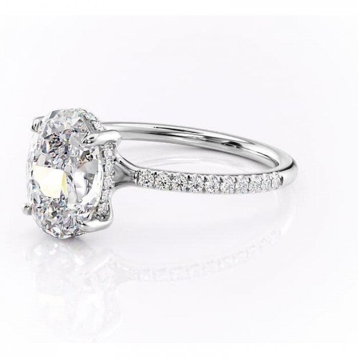 Inel de logodnă Daisy din aur Alb 14kt cu moissanite tăietură ovală – Montură pavé rafinată pentru profil jos | Personalizează și configurează gratuit online [7]