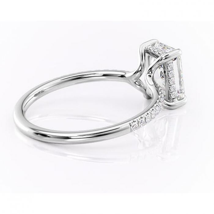 Inel de logodnă Daisy din aur Alb 18kt cu moissanite tăietură radiantă – Montură pavé rafinată pentru profil jos | Personalizează și configurează gratuit online [3]