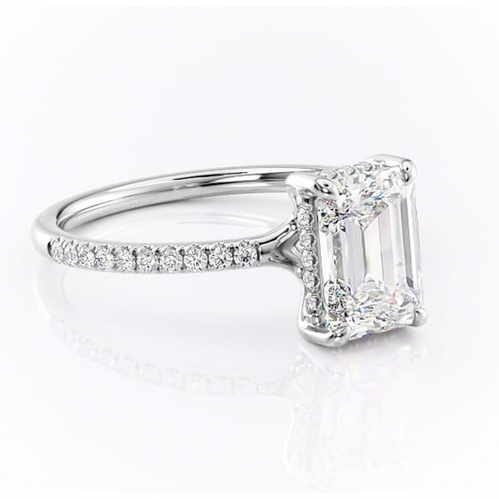 Inel de logodnă Daisy din aur Alb 14kt cu moissanite tăietură smarald – Montură pavé rafinată pentru profil jos | Personalizează și configurează gratuit online [1]