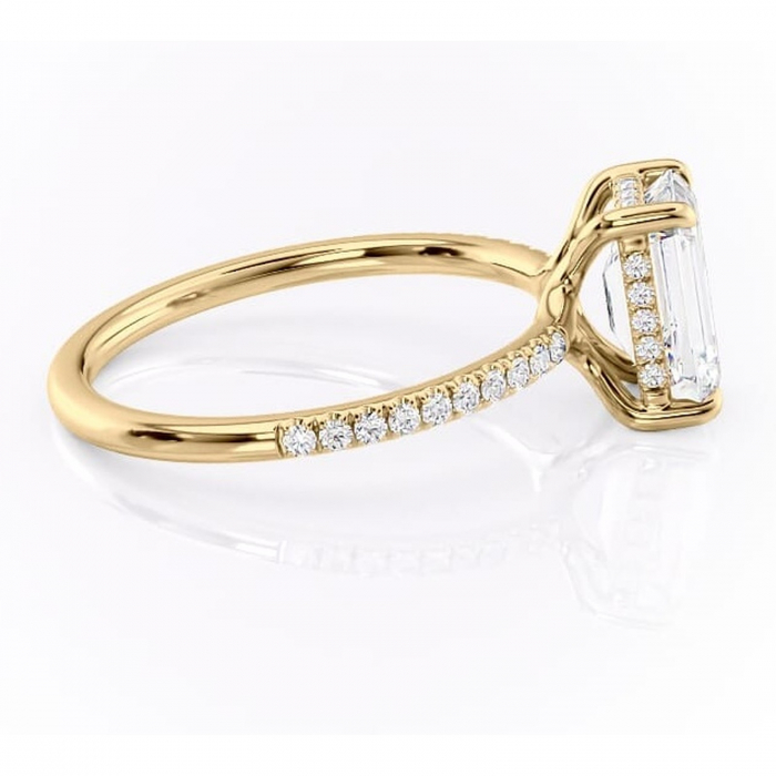 Inel de logodnă Daisy din aur Galben 18kt cu moissanite tăietură smarald – Montură pavé rafinată pentru profil jos | Personalizează și configurează gratuit online [2]