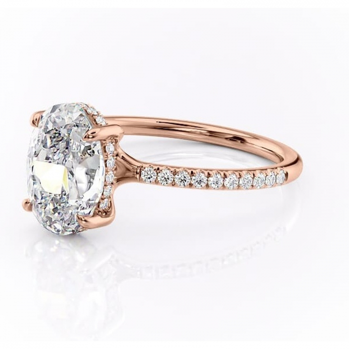 Inel de logodnă Daisy din aur Rose 14kt cu moissanite tăietură ovală – Montură pavé rafinată pentru profil jos | Personalizează și configurează gratuit online [7]