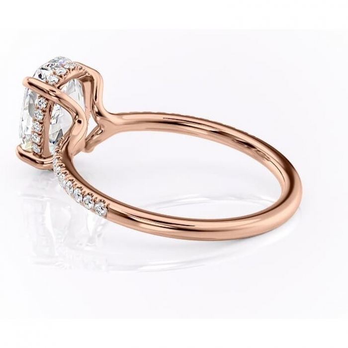Inel de logodnă Daisy din aur Rose 14kt cu moissanite tăietură ovală – Montură pavé rafinată pentru profil jos | Personalizează și configurează gratuit online [5]