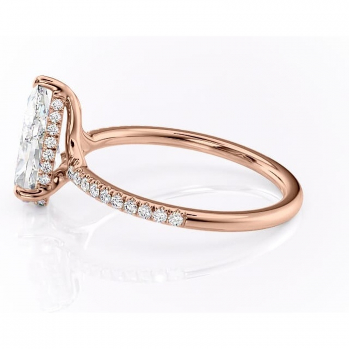 Inel de logodnă Daisy din aur Rose 18kt cu moissanite tăietură pară – Montură pavé rafinată pentru profil jos | Personalizează și configurează gratuit online [6]