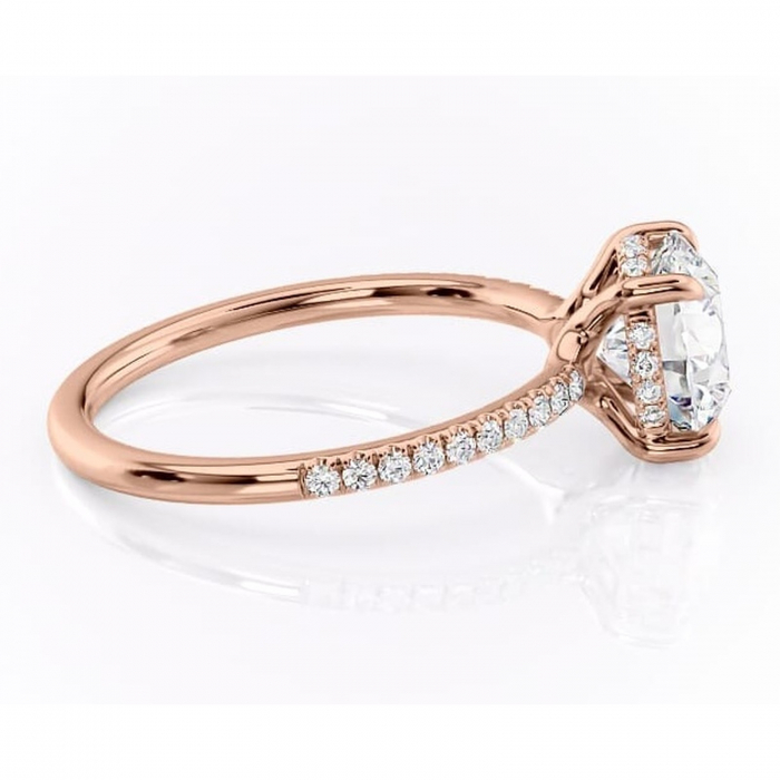 Inel de logodnă Daisy din aur Rose 14kt cu moissanite tăietură rotundă – Montură pavé rafinată pentru profil jos | Personalizează și configurează gratuit online [2]