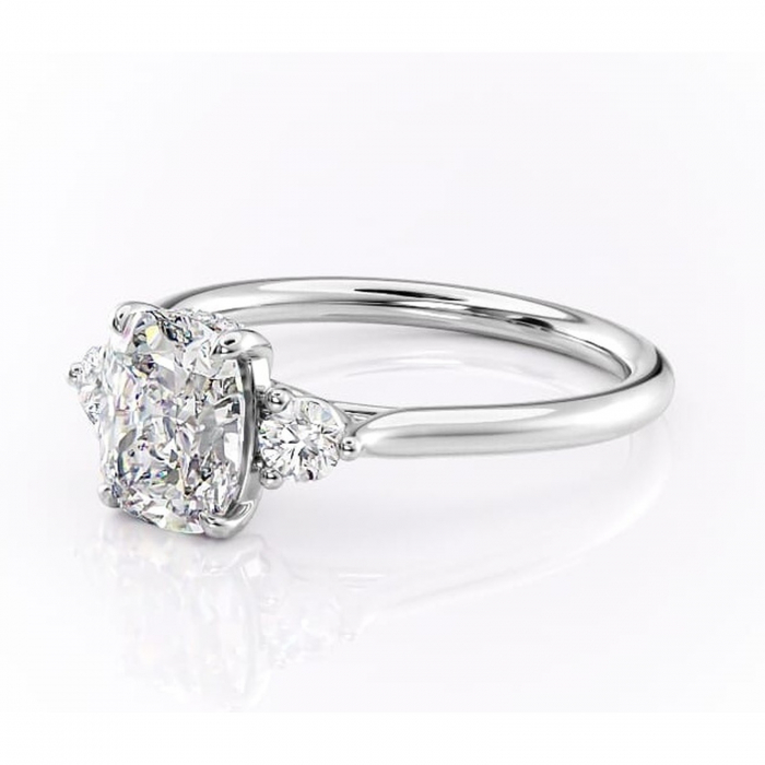 Inel de logodnă Delphine din aur Alb 14kt cu moissanite tăietură asscher – Montură cu trei pietre rafinată pentru profil mediu | Personalizează și configurează gratuit online [7]