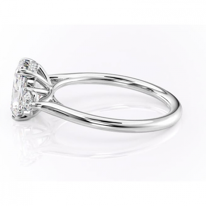 Inel de logodnă Delphine din aur Alb 14kt cu moissanite tăietură radiantă – Montură cu trei pietre rafinată pentru profil mediu | Personalizează și configurează gratuit online [6]