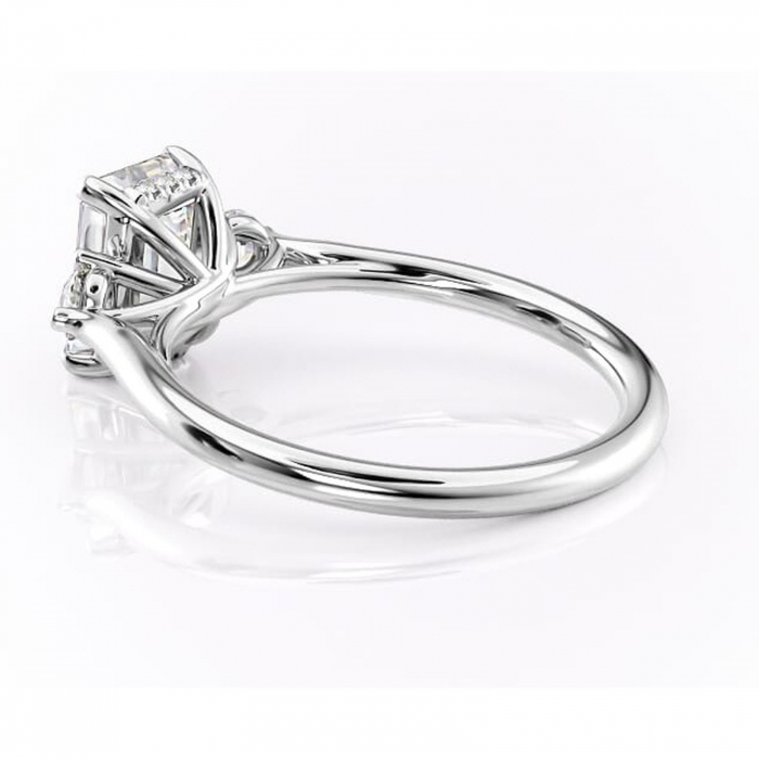 Inel de logodnă Delphine din aur Alb 14kt cu moissanite tăietură smarald – Montură cu trei pietre rafinată pentru profil mediu | Personalizează și configurează gratuit online [5]