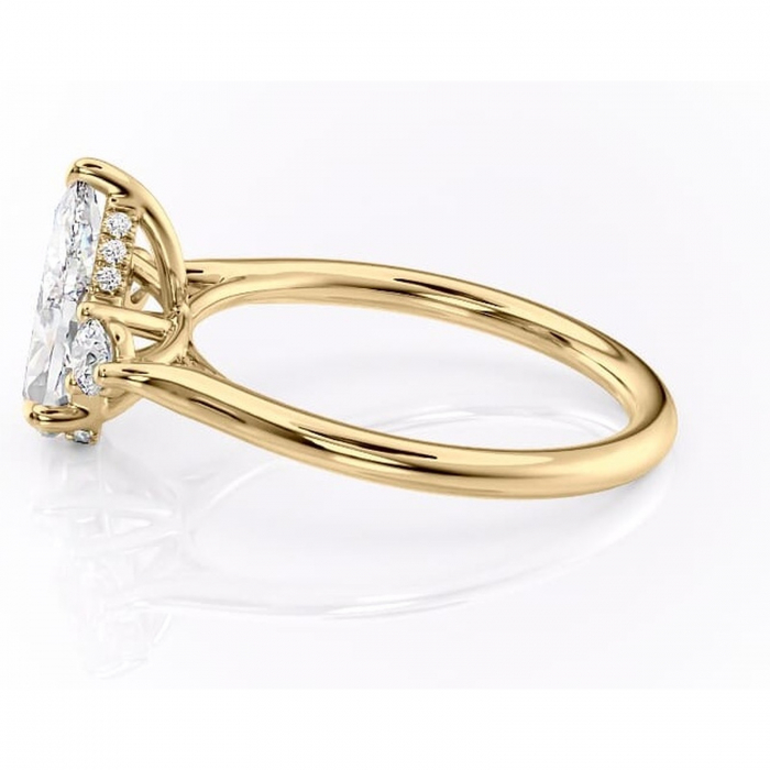 Inel de logodnă Delphine din aur Galben 14kt cu moissanite tăietură pară – Montură cu trei pietre rafinată pentru profil mediu | Personalizează și configurează gratuit online [6]