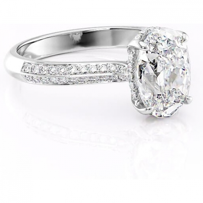 Inel de logodnă Elara din aur Alb 14kt cu moissanite tăietură ovală – Montură pavé rafinată pentru profil înalt | Personalizează și configurează gratuit online [1]