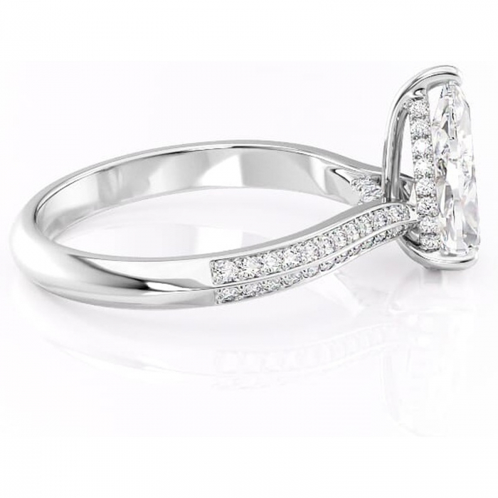 Inel de logodnă Elara din aur Alb 18kt cu moissanite tăietură pară – Montură pavé rafinată pentru profil înalt | Personalizează și configurează gratuit online [2]