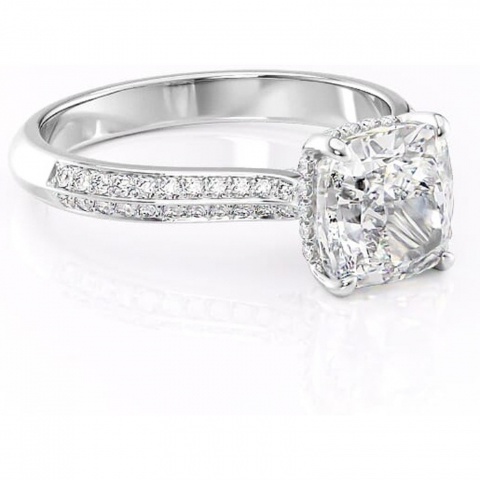 Inel de logodnă Elara din aur Alb 14kt cu moissanite tăietură pernă – Montură pavé rafinată pentru profil înalt | Personalizează și configurează gratuit online [1]