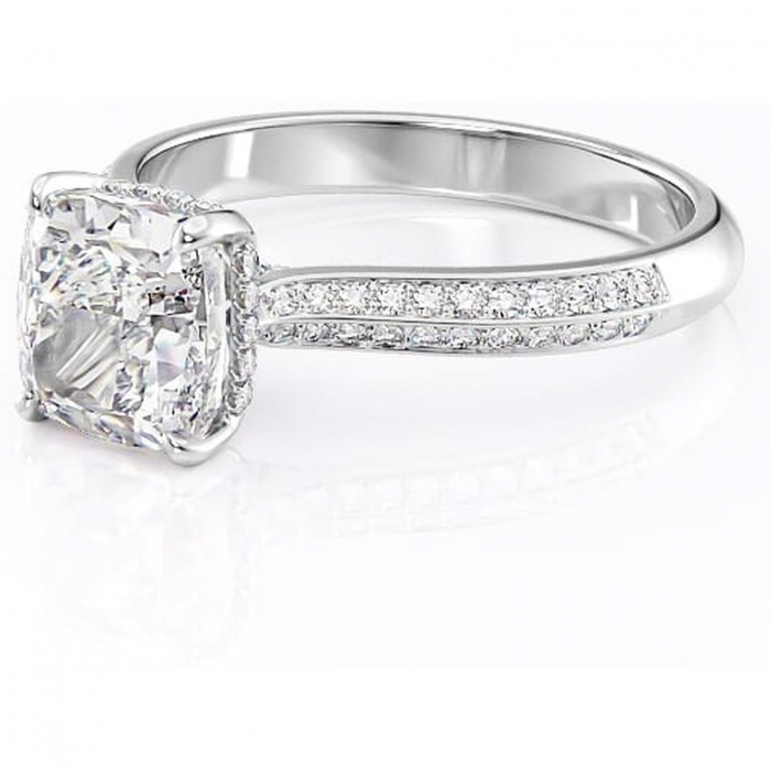 Inel de logodnă Elara din aur Alb 14kt cu moissanite tăietură pernă – Montură pavé rafinată pentru profil înalt | Personalizează și configurează gratuit online [7]