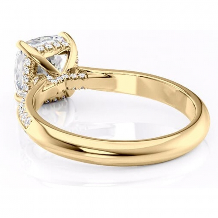 Inel de logodnă Elara din aur Galben 18kt cu moissanite tăietură pernă – Montură pavé rafinată pentru profil înalt | Personalizează și configurează gratuit online [4]