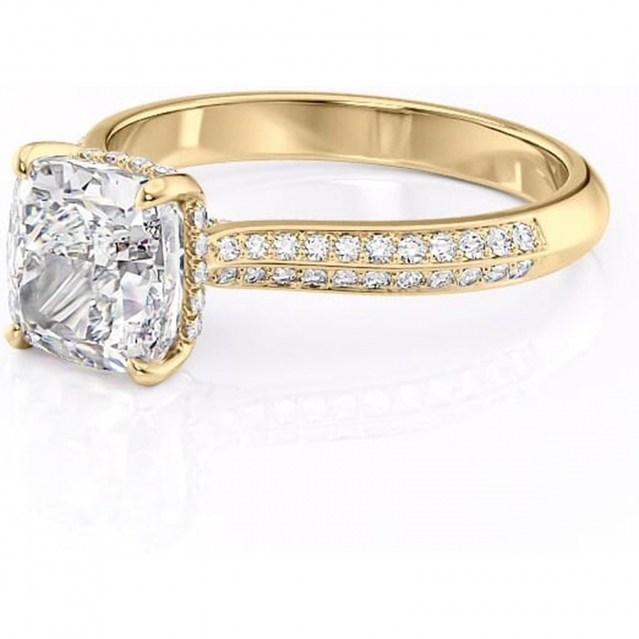Inel de logodnă Elara din aur Galben 18kt cu moissanite tăietură pernă – Montură pavé rafinată pentru profil înalt | Personalizează și configurează gratuit online [7]