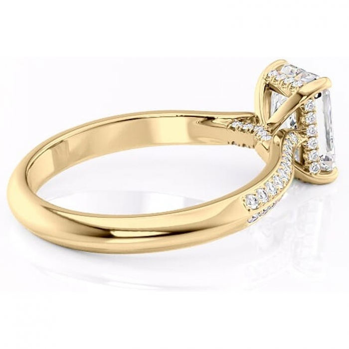 Inel de logodnă Elara din aur Galben 18kt cu moissanite tăietură radiantă – Montură pavé rafinată pentru profil înalt | Personalizează și configurează gratuit online [3]