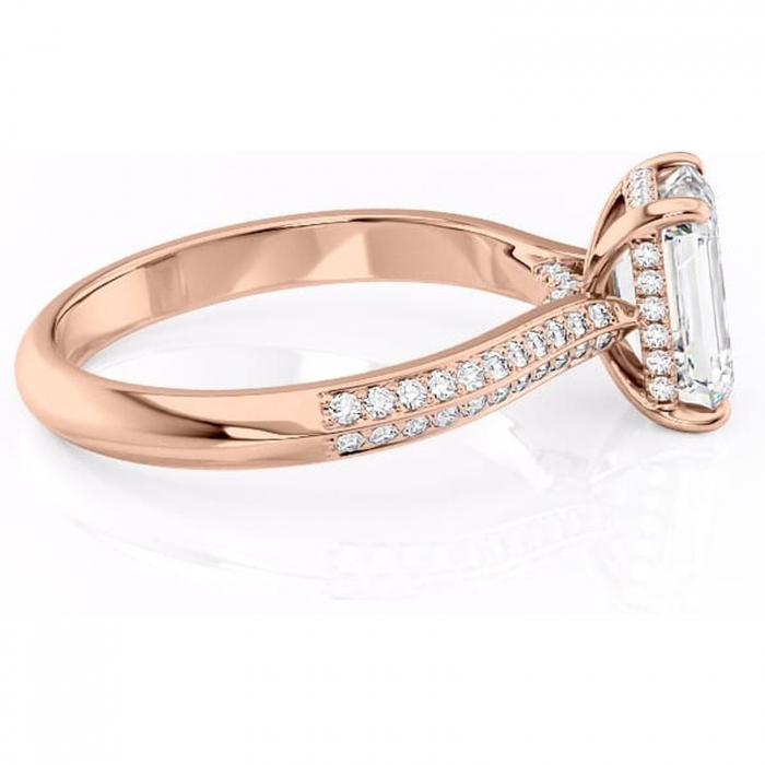 Inel de logodnă Elara din aur Rose 14kt cu moissanite tăietură smarald – Montură pavé rafinată pentru profil înalt | Personalizează și configurează gratuit online [2]