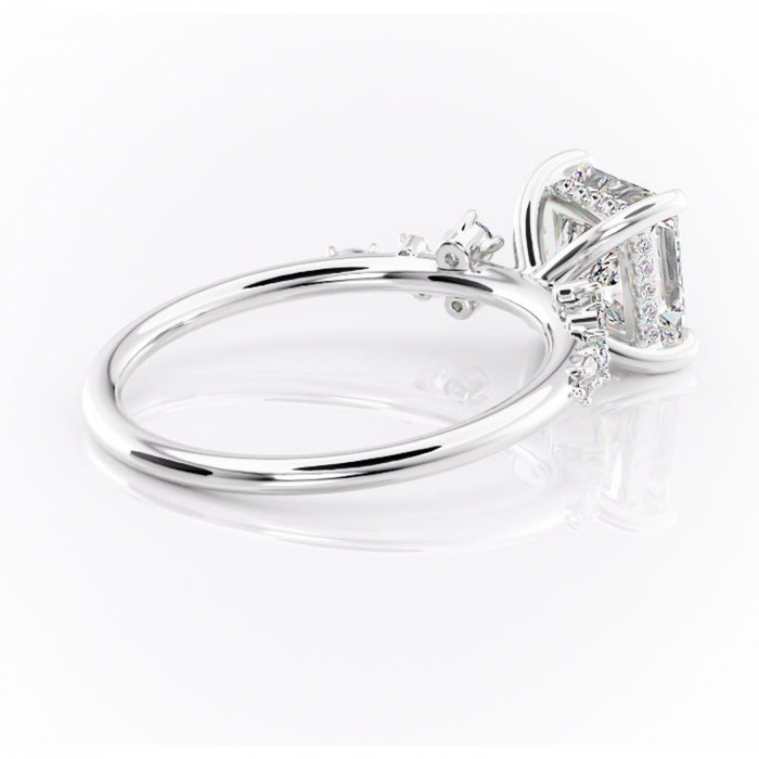 Inel de logodnă Elaris din aur Alb 14kt cu moissanite tăietură princess – Pietre laterale rafinată pentru profil înalt | Personalizează și configurează gratuit online [3]